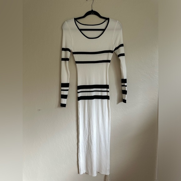 Commense NWT Stripe Long Sleeve Sweater Dress - Picture 5 of 8